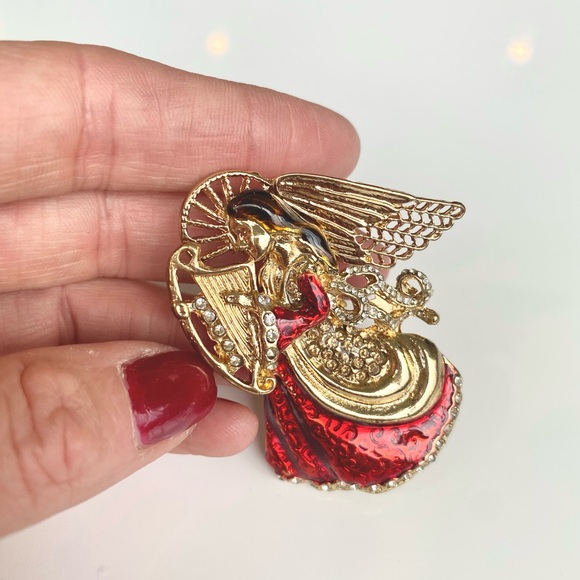 Vintage Holiday Lane Christmas Holiday Lapel Pin Brooch Gold Red Angel w/Harp - Picture 6 of 6